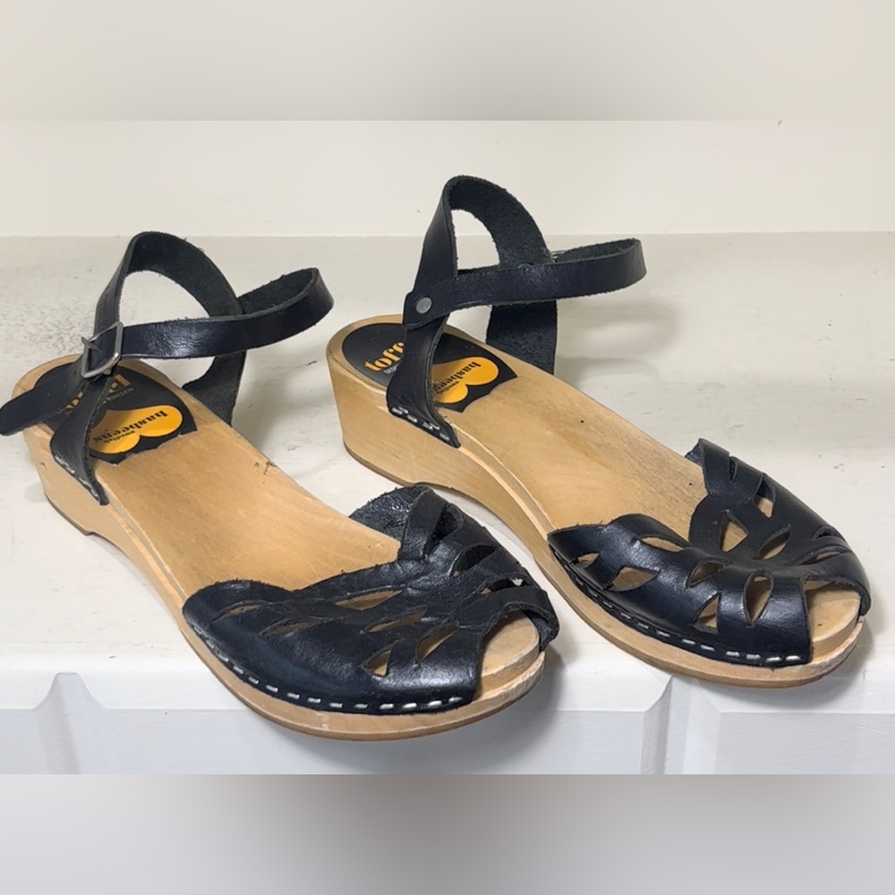 Swedish Hasbeens Wood Platform Leather Straps Sandals Size EU 38